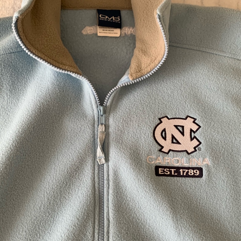 Men’s fleece UNC full zip jacket. NWT